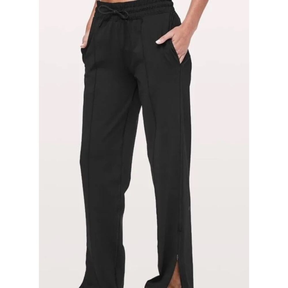 NWT Lululemon Greatest Stride pant size 8